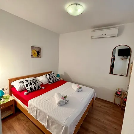 Spacious Bar Guest house